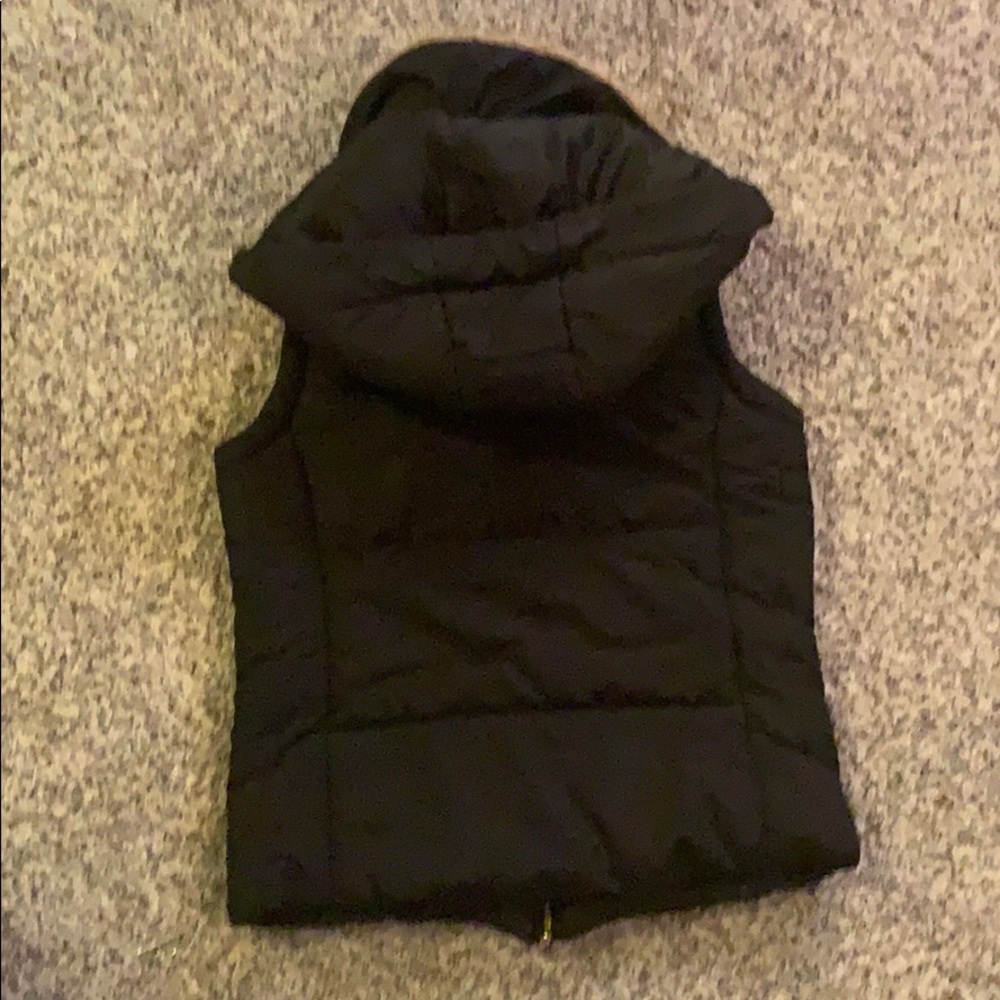 Hooded Vest - Picture 3 of 4